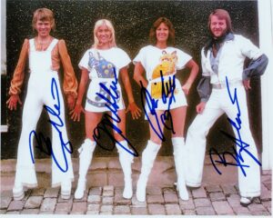 abba, great singing group 8 x 10 photo display autograph on glossy photo paper