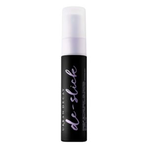 urban decay de-slick oil control matte makeup setting spray - travel size - controls oil, blocks shine & locks makeup in place - oil-free, microfine face mist - 1.0 fl. oz