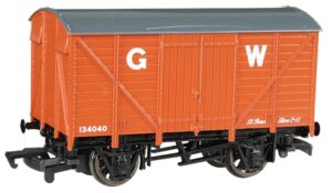 thomas and friends - ventilated van - great western - ho scale