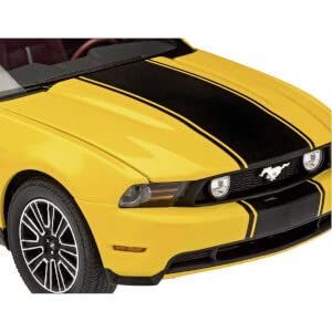 Revell 2010 Ford Mustang GT (RV07046)