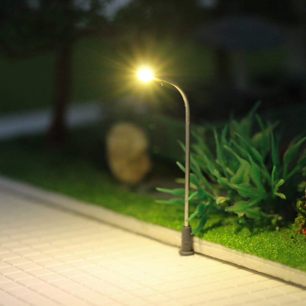 Evemodel LQS05WM 10pcs Model Railway Train Lamp Post 3.6cm or 1.42inch Street Light Warm White N Z Scale LEDs New