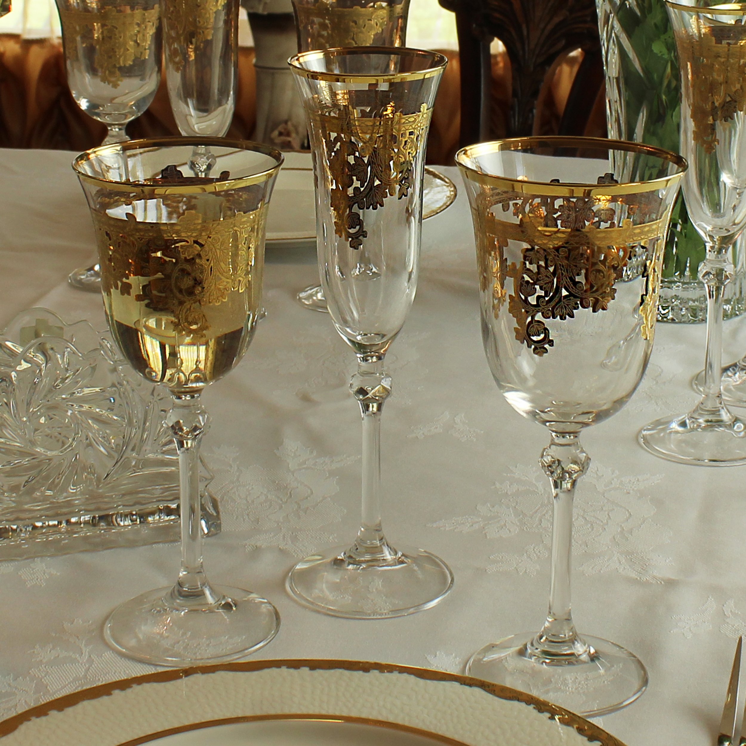 Lorren Home Trends Royal Set of 4 Embellished 24K Gold Crystal White Wine Goblets-Made in Italy, One Size, Clear