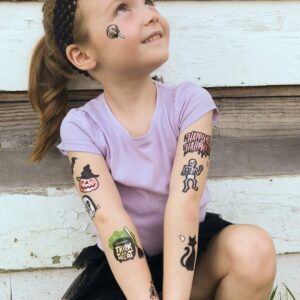 xo, Fetti Halloween Tattoos for Kids - 30 styles | Happy Halloween Decorations, Skeletons, Ghosts, Pumpkins, Spiderwebs + More