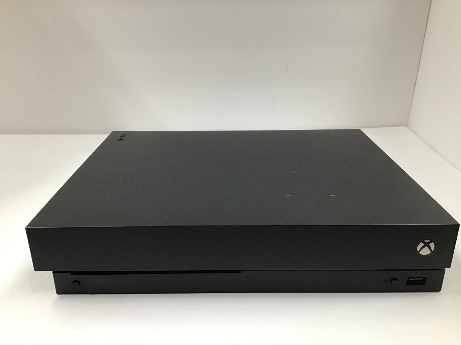 Microsoft FMQ-00042 Console, 18.5" x 12" x 5", Black