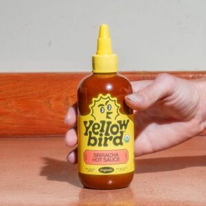 Organic Sriracha Hot Sauce by Yellowbird - Organic Chili Pepper Sauce with Red Jalapenos, Agave and Garlic - Plant-Based, Gluten Free, Non-GMO - Homegrown in Austin - 9.8 oz