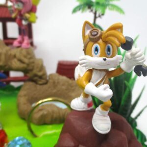 Sonic the Hedgehog Deluxe Cake Topper Set with Sonic and Friends (Unique Design)