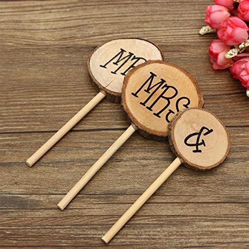 3 Pcs Mr&Mrs Toppers Natural Wood Cake Decoration Chic Rustic Wedding Mr Mrs Letter Topo for Couple Sweetheart Party Anniversary Birthday