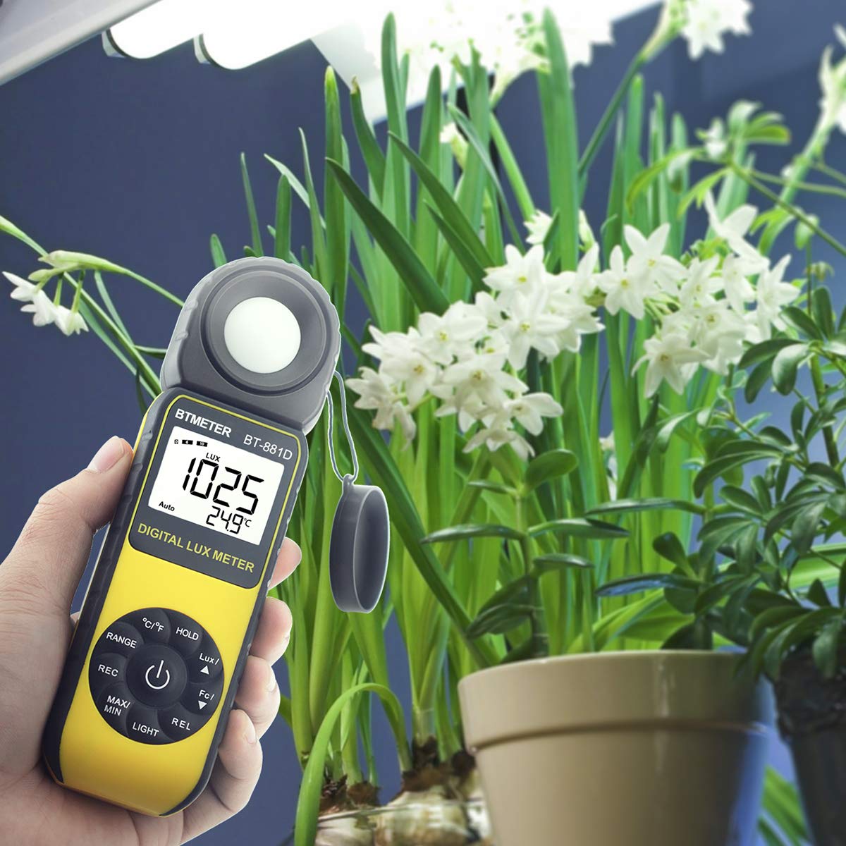 BTMETER BT-881E Digital Illuminance/Light Meter, Measure Lights 0.01~300,000 Lux (0.01~30,000 FC) Foot Candles, Par Meter Luxmeter for Plants Aquarium Light Tester