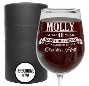 personalized etched 16oz stemmed wine glass, happy birthday gifts for women, customized engraved wine gift ideas for 40th birthday, unique custom gifts for mom sister bday, regalos cumpleaños, chloe