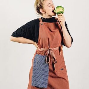 Caldo Crossback Kitchen Apron for Cooking - Mens and Womens Professional Chef or Server Bib Apron - Adjustable Crossback Style - Rustic- Midweight Cotton (Terracotta)