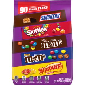 m&m's milk chocolate, m&m's caramel, snickers, skittles & starburst individually wrapped bulk variety pack candy assortment, 45.69 oz, 90 pieces bag