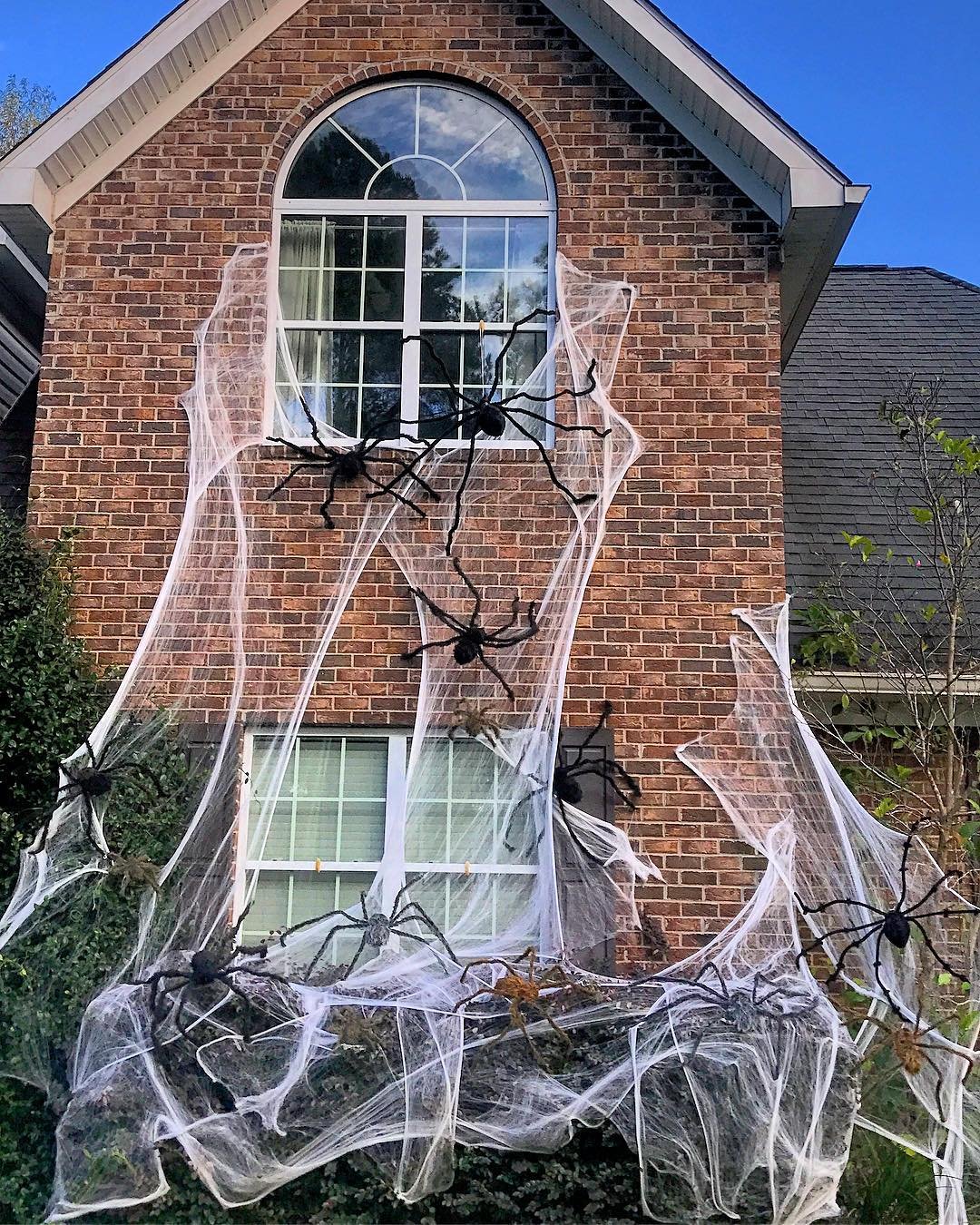 COOLJOY 200" Halloween Spider Web and 60" Giant Halloween Spider Halloween Decorations Virtual Realistic Hairy Spider Halloween Outdoor Indoor Decoration