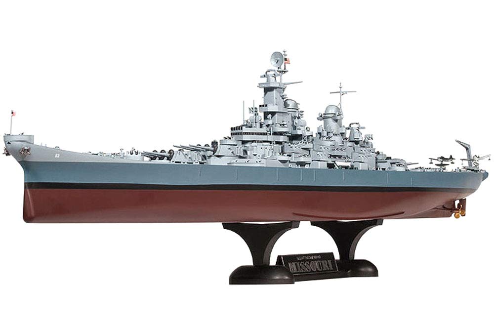 Academy Hobby Model Kits Scale Model : Battle Ships & Aircraft Carrier Kits (1/400 BB-63 Missouri)