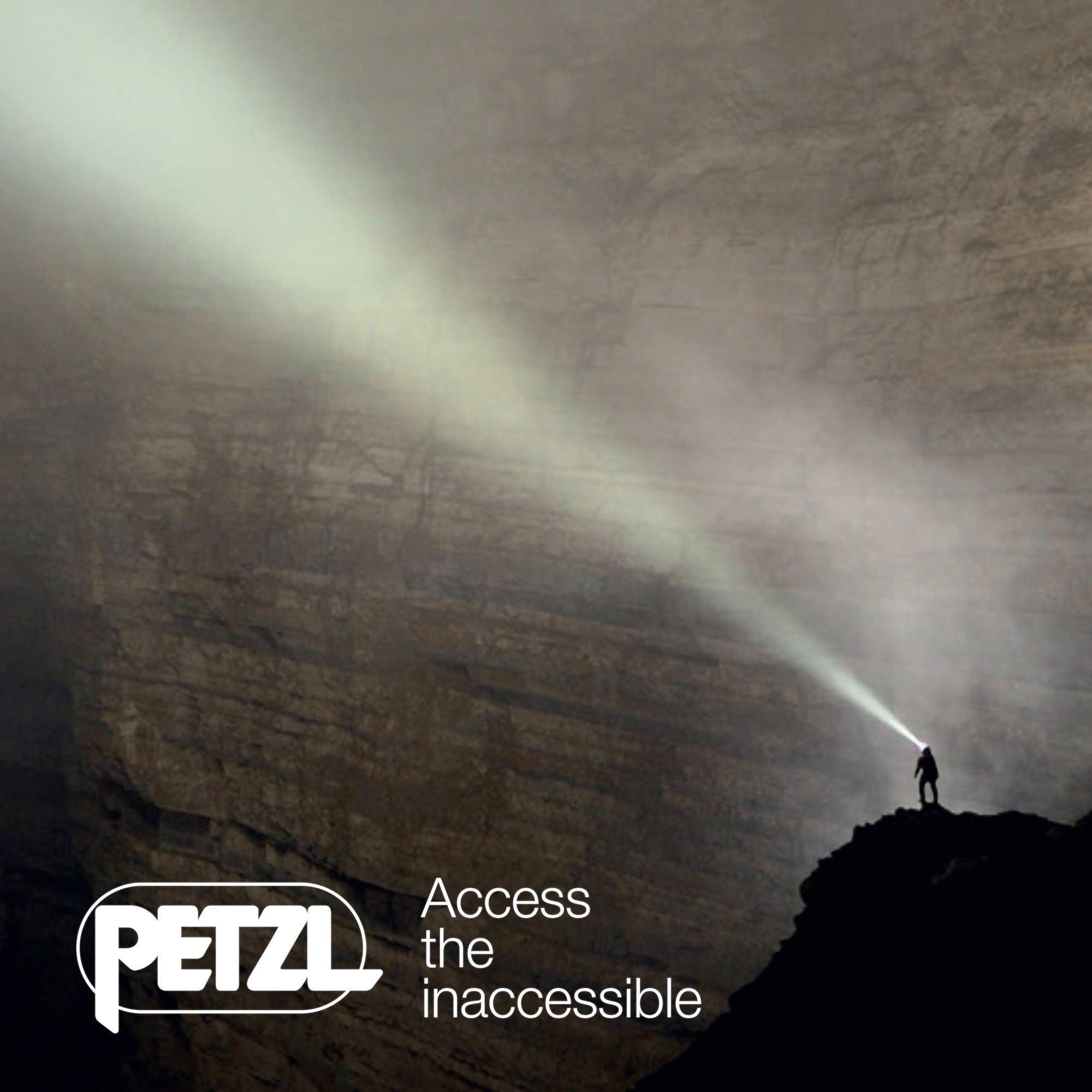 PETZL, Swift RL Rechargeable Headlamp with 900 Lumens & Automatic Brightness Adjustment, Blue