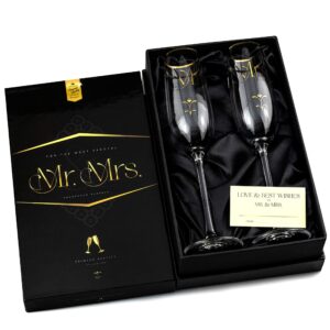 SAY HO UM Luxury Crystal Wedding Champagne Glasses for Toasting | Gold Mr Mrs Toast Flutes Set for Bride and Groom | Elegant Gift for His and Hers Engagement, Bridal Shower, Couple Anniversary