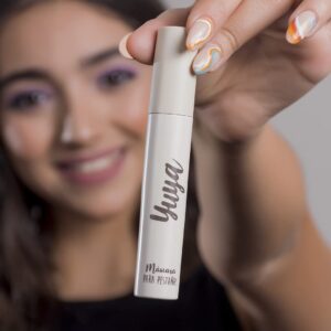 YuYa Cruelty-Free Makeup - Natural Oil Mascara for Long, Voluminous Lashes - Basic Must-Have for Any Makeup Routine!