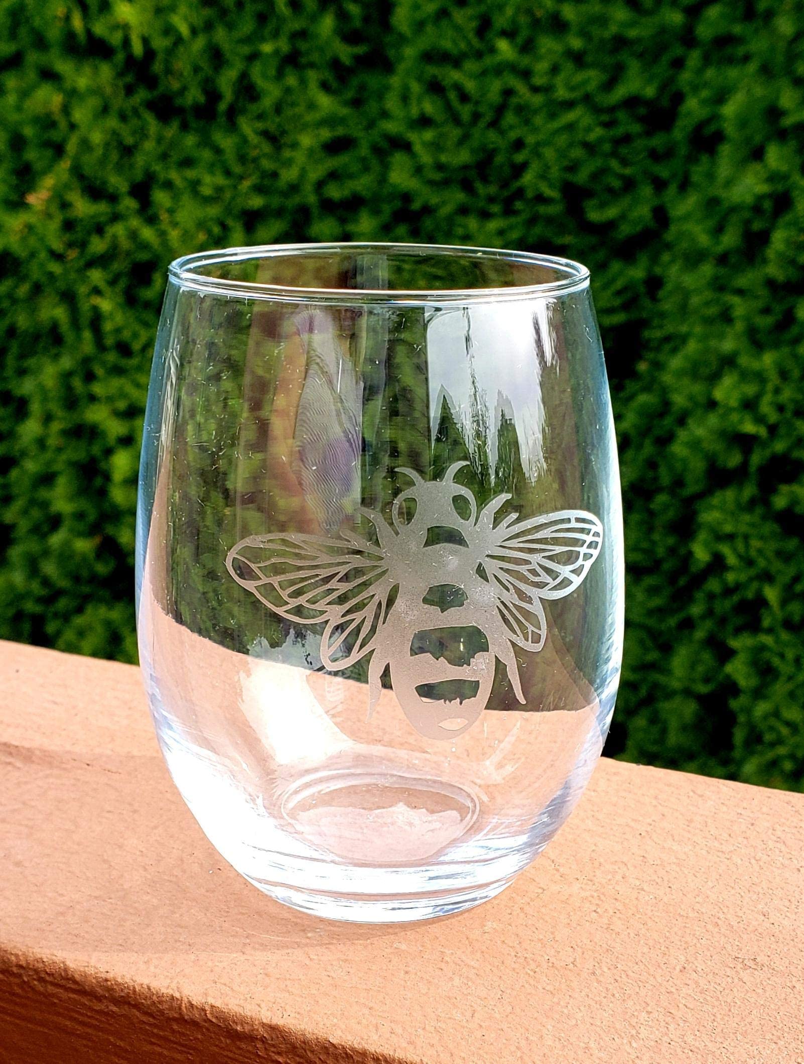 Etched bee wine glass, 15 oz. wine glass, stemless wine glass, honey bee gift, save the bees, bee glass, etched wine glass, nature lover gift, wine gift