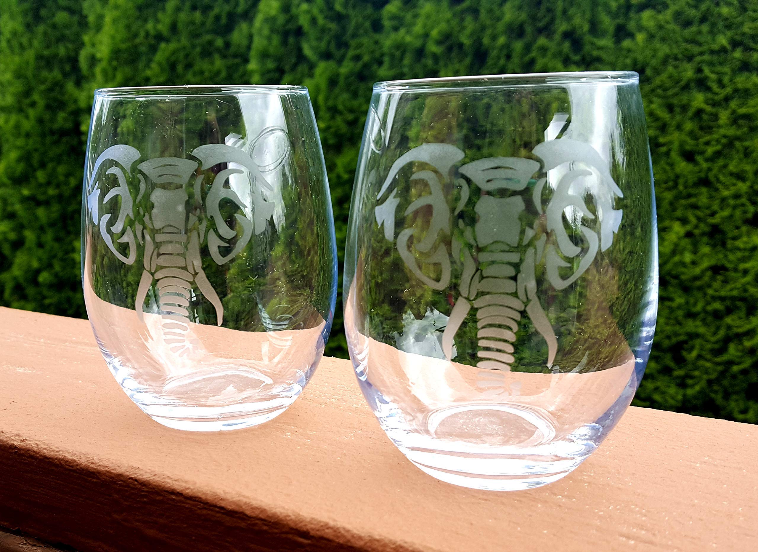 Etched elephant wine glass set, etched wine glass, elephant glass, wine gift, wine glass set of 2, etched elephant, elephant wine glass, stemless wine glass, 15 oz. wine glass