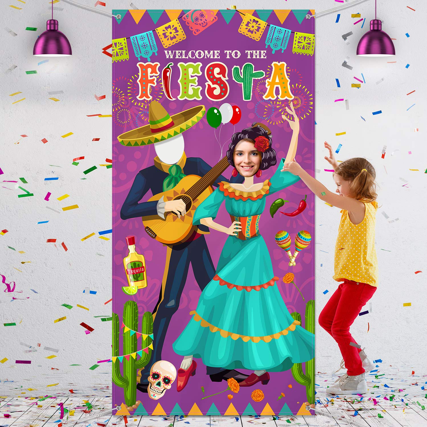 Fiesta Couple Photo Door Banner, Giant Fabric Fiesta Photo Booth Background, Funny Fiesta Games Supplies for Mexican Theme Festival, 6 x 3 ft