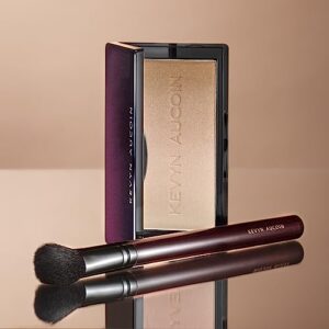 Kevyn Aucoin The Neo Highlighter (Sahara): Candlelight, Starlight & Sunlight shades. Highly pigmented palette. All day wear. Temples, cheekbones, brow, chin, nose. Pro makeup artist go to for glow.