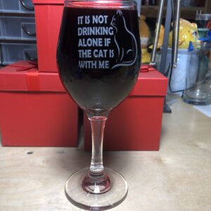 Alankathy mugs B556 cat lover it's not drinking alone if cat is home animal 20 oz wine glass