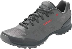 giro gauge mountain bike shoe - women's titanium/dark shadow cvr 40