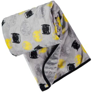 DC Comics Unisex Childrens' Soft Baby Batman Plush Blanket Grey/Black/Yellow 0-12 Months