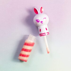 Lip Smacker Lippy Pals Swirls Bunny, Flavored Moisturizing & Smoothing Soft Shine Lip Balm, Hydrating & Protecting Fun Tasty Glossy Finish, Cruelty-Free & Vegan - Hopping Caramel Corn