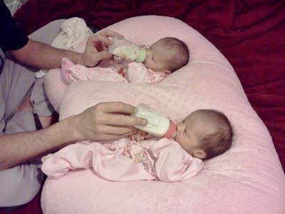 The TWIN Z PILLOW - Pink - 6 uses in 1 Twin Pillow ! Breastfeeding, Bottlefeeding, Tummy Time, Reflux, Support and Pregnancy Pillow! Cuddle Pink DOTS