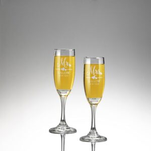 Krezy Case Mr and Mrs Wedding Toasting Champagne Flutes with Box, Set of 2 Glasses With Black Box, Laser engraved Tosting Flutes Engraved Personalized Glasses for Bride and Groom