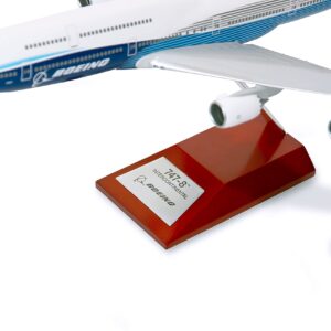 Boeing Unified 747-8 Intercontinental 1:200 Model