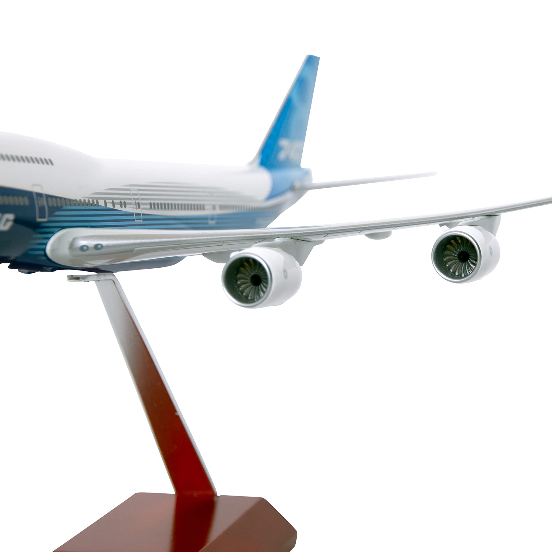 Boeing Unified 747-8 Intercontinental 1:200 Model