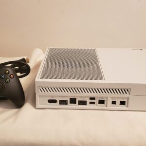 Xbox One 500GB Console ONLY WHITE v2 Model 1540 XB1 5C9-00021 Gaming System 4K (Refurbished)