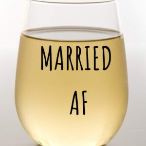 Married AF Wine Glass And Beer Glass Gift Set - Funny Mr And Mrs Wedding Or Engagement Gifts - Great For Couples, Newlyweds, And Anniversaries