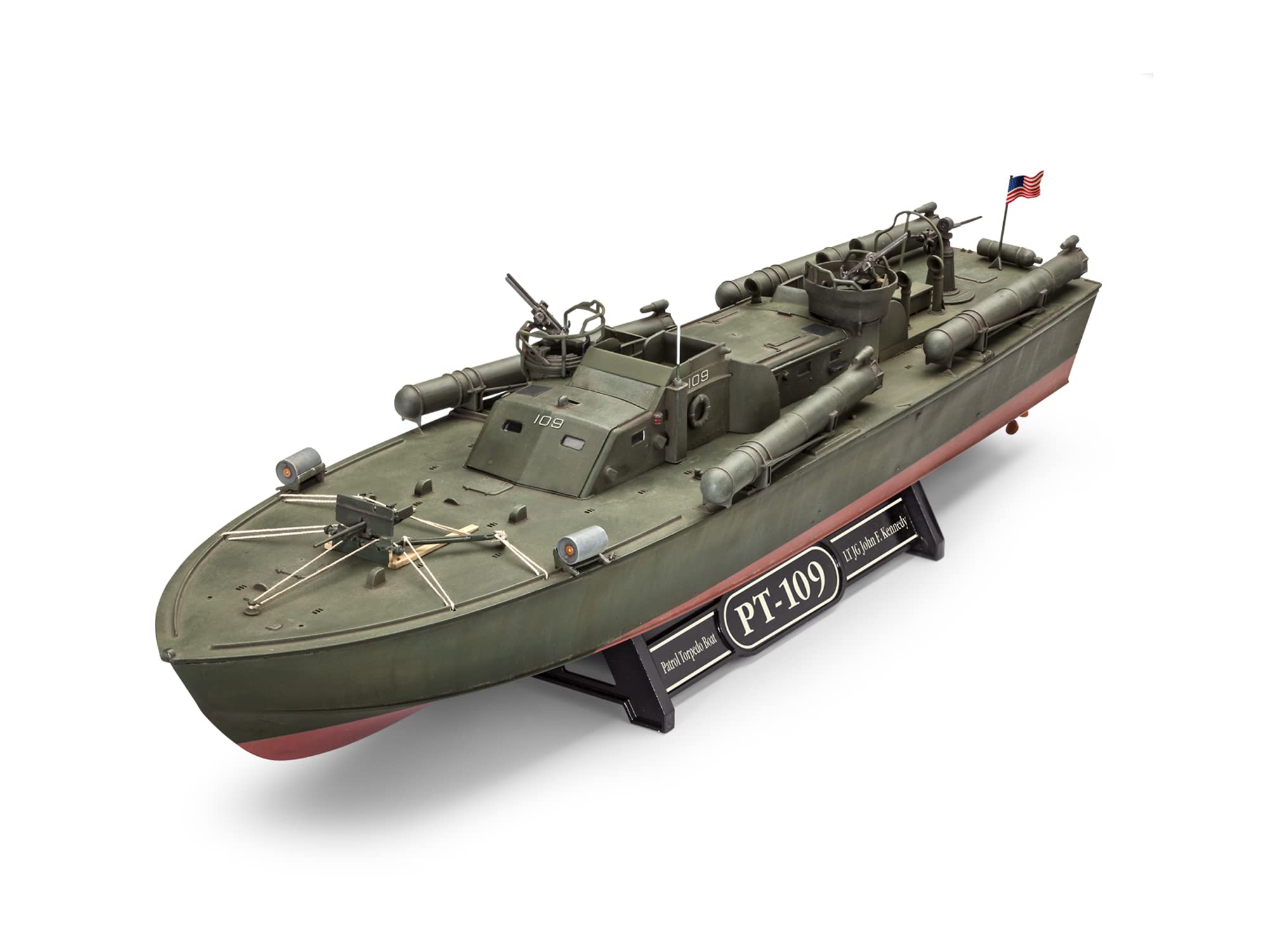 Revell 85-0319 PT-109 Patrol Torpedo Boat Commanded by LTJG John F. Kennedy Model Military Ship Kit 1:72 Scale 146-Piece Skill Level 5 Plastic Model Building Kit, Green