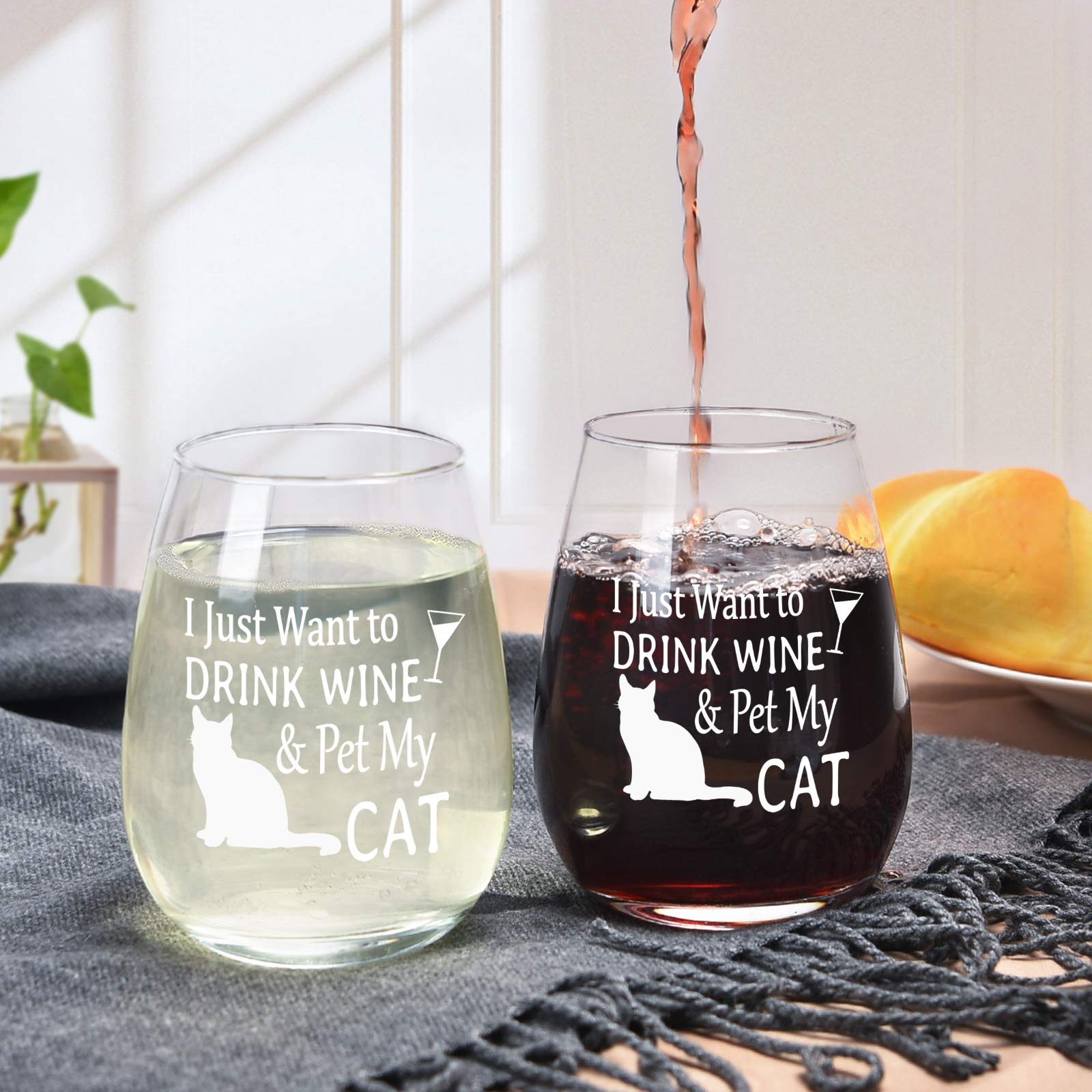 Futtumy I Just Want to Drink Wine and Pet My Cat Stemless Wine Glass, Wine Gifts Idea Cat Lover Cat Owner Women Mom Best Friend Cat Mom Birthday Mothers Day Christmas, Cat Gifts for Cat Lovers