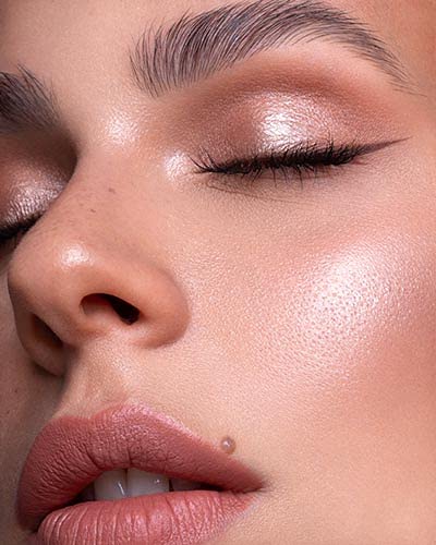 Catrice | More Than Glow Powder Highlighter | Silky Soft Texture for a Subtle Glow | Vegan & Cruelty Free (020 | Supreme Rose Beam)