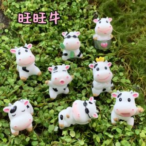 MAOMIA 8 Pcs Cow Figures for Kids, Animal Toys Set Cake Toppers, Cow Fairy Garden Miniature Figurines Collection Playset for Christmas Birthday Gift Desk Decoration