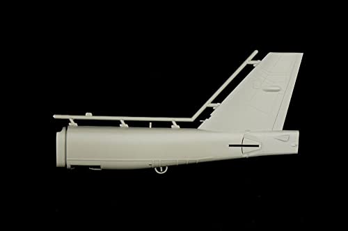 Italeri ITA1442 1:72 B-52H Stratofortress [Model Building Kit], Multi-Color
