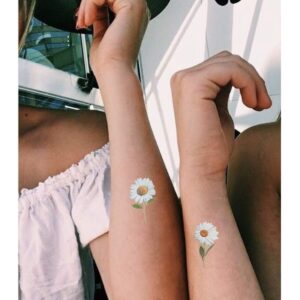 Ooopsiun 3D Daisy Temporary Tattoos for Women Girls Flowers Fake Tattoos Body Art Stickers for Hand Neck Wrist Arm, 12 Sheets