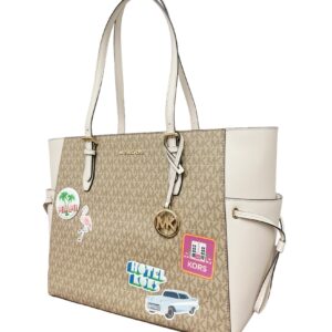 Michael Kors Gilly Large Jet Set Drawstring Top Zip Tote (Light Cream Multi MK)