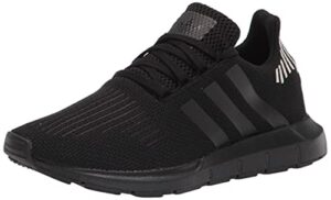 adidas women's swift run shoes, black/black/black, 5.5