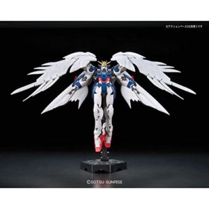 Bandai Hobby - Gundam Wing - Real Grade - 1/144 Endless Waltz 17 Wing Gundam Zero Model Kit