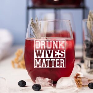AGMDESIGN Wives Matte Funny Stemless Wine Glass, Premium Birthday Gifts for Women, Her, Sister, Wife, Boss, Mom, Aunt, BFF, Coworkers, Unique Present Idea from Husband to Wife