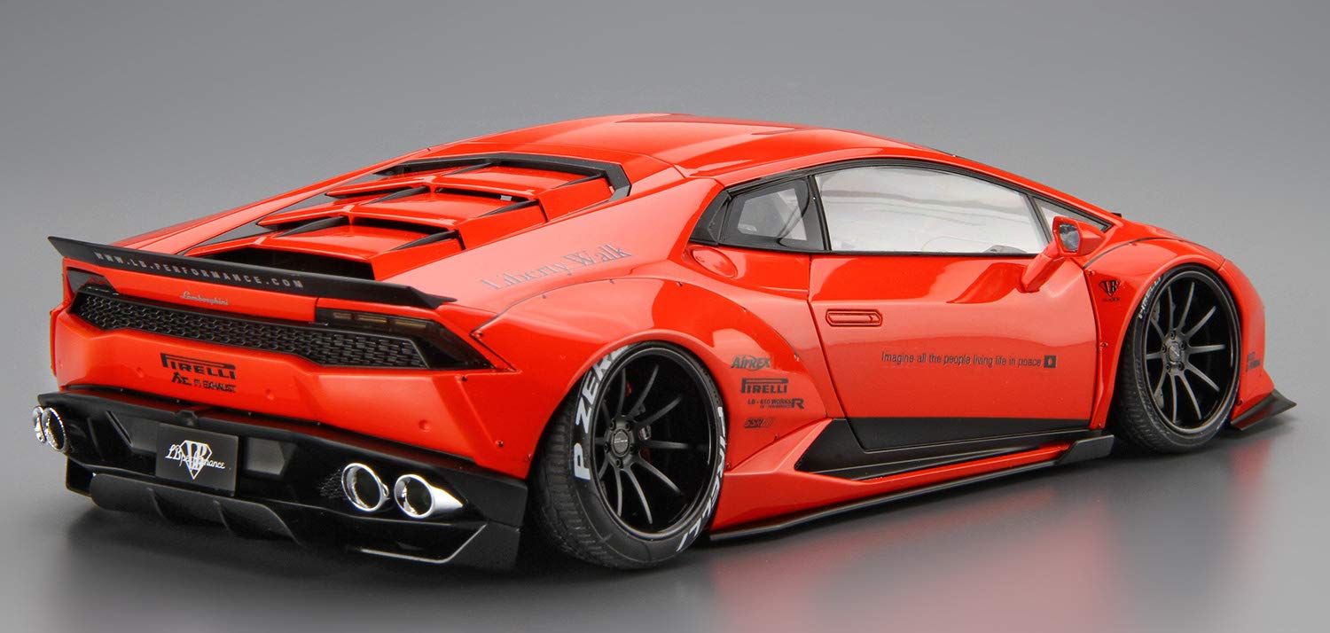 Aoshima LB Works Lamborghini Huracan Ver. 1 1:24 Scale Model Kit