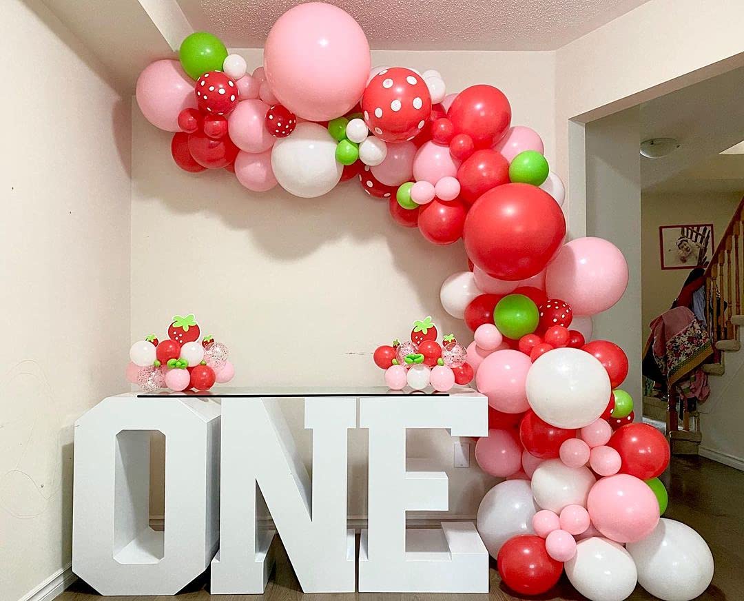 QICIG Strawberry Party Decoration Balloon Garland Set, Girl Birthday Party Supplies, Strawberry Red Aluminum Foil Balloon Latex Balloon, Used for Wedding Birthday Background Decoration