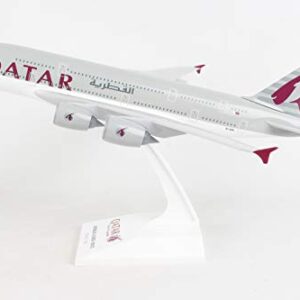 Daron SkyMarks Qatar A380 1/200 w/Gear (SKR1062)