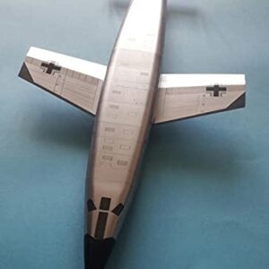 AMP 72-014 - 1/72 -"Silbervogel Third Reich sub-Orbital Bomber Scale Model kit