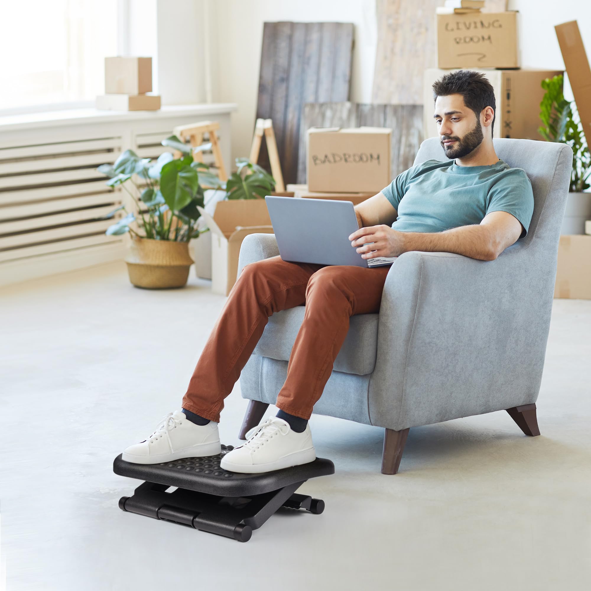 Auslar Foot Rest for Under Desk at Work, Ergonomic Adjustable Foot Rest with Massage Texture Board, Under Desk Foot Stool for Office, Home