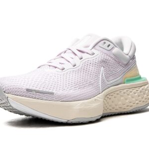 Nike Womens ZoomX Invincible Run Flyknit CT2229 500 - Size 9W